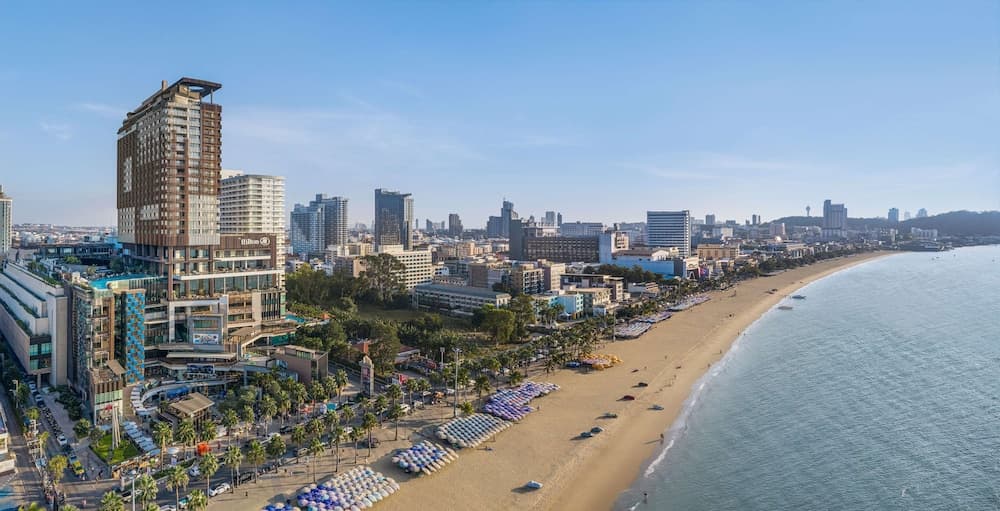 Hilton Pattaya, Primary image, photo 1