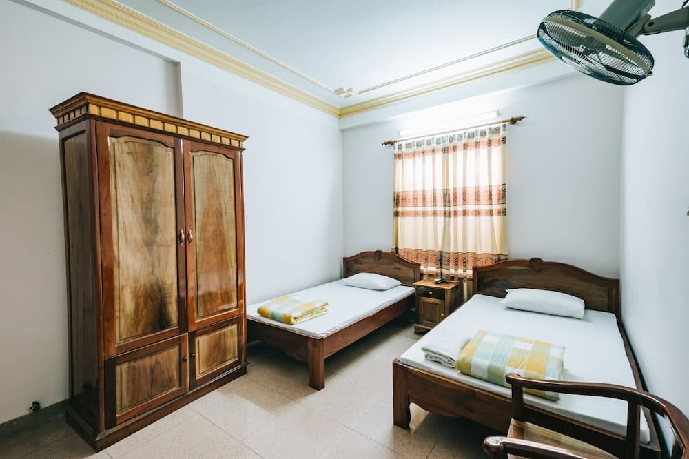 탄 로안 호텔 객실 사진 4