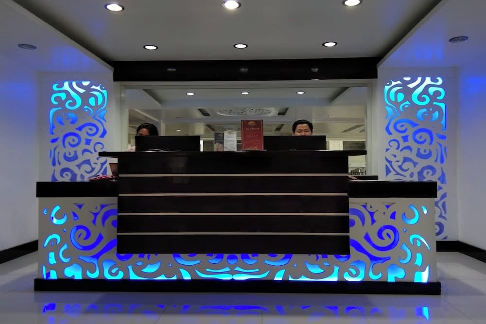 베르가모 호텔 링가옌 리셉션 사진 3