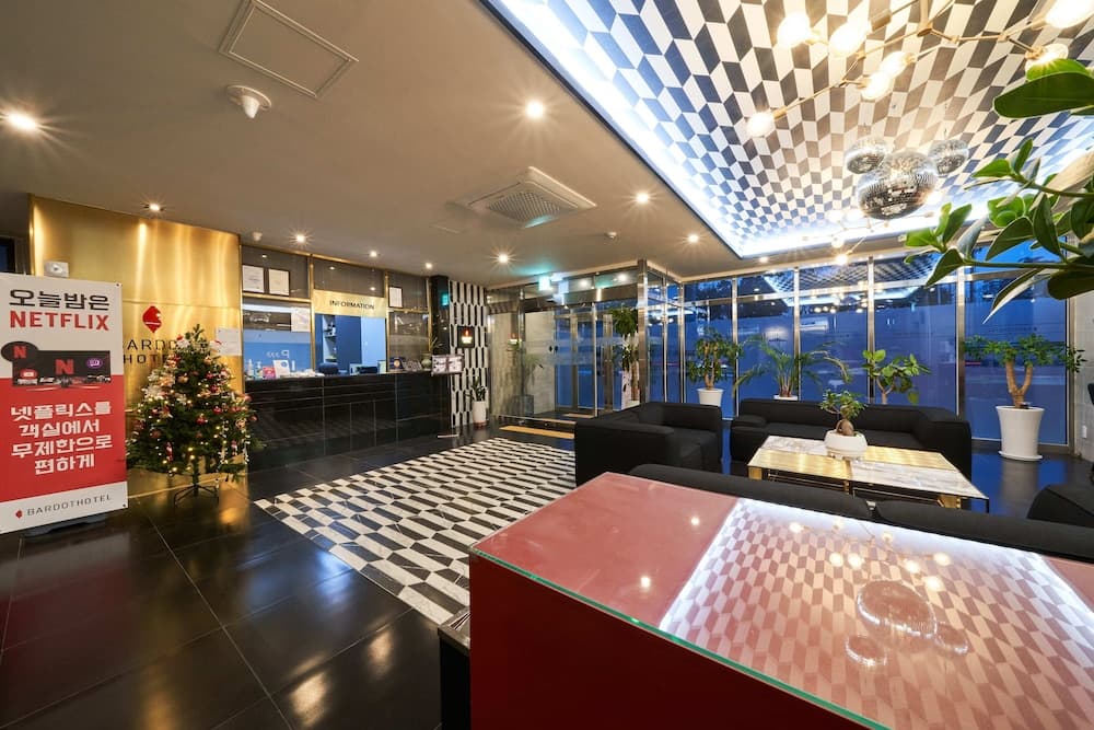 BON Hotel, Lobby, photo 3