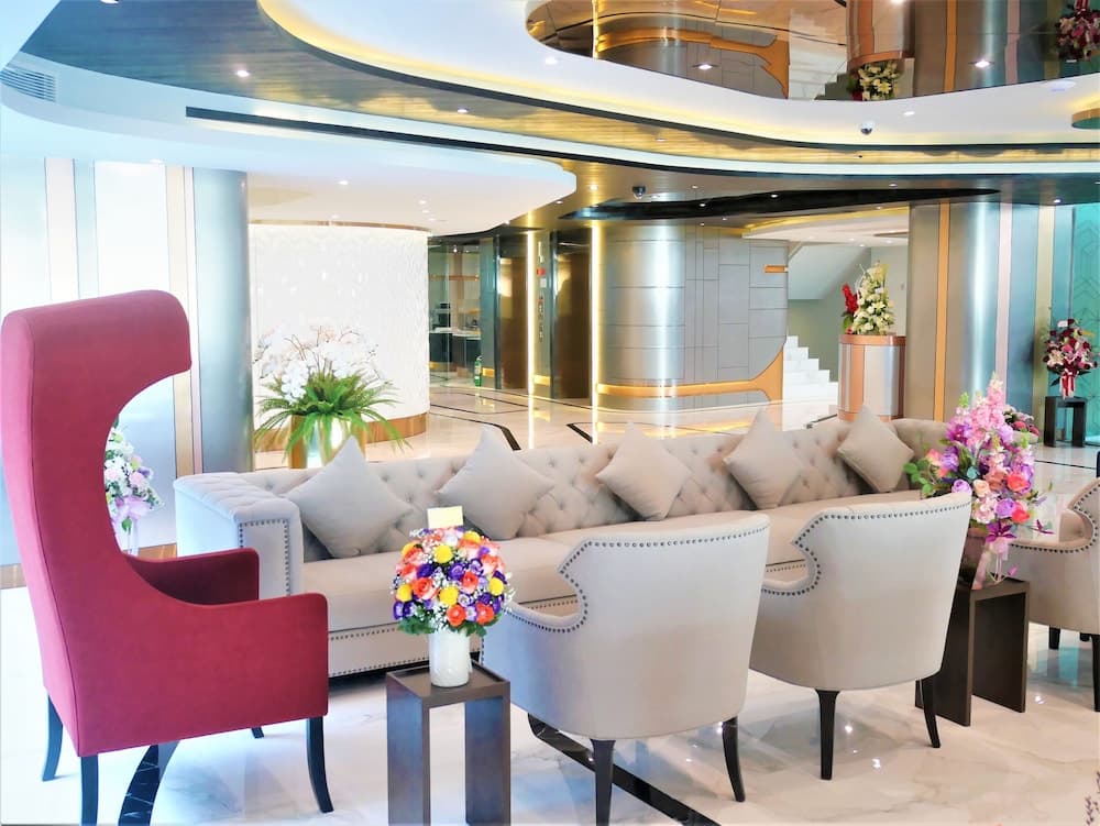 First Pride Hotel, Lobby sitting area, photo 5