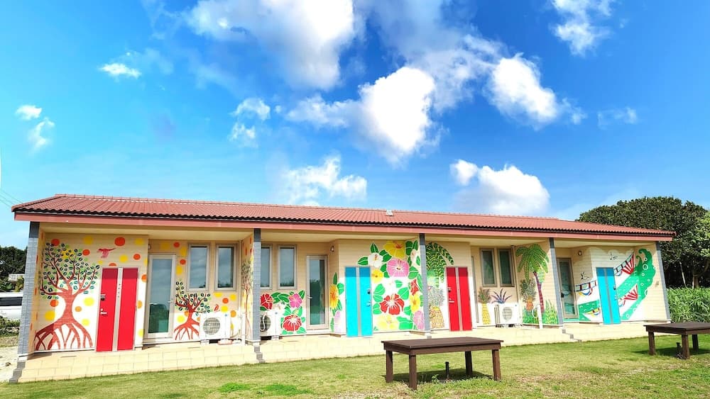 Alezedvilla Shiraho, Primary image, photo 1