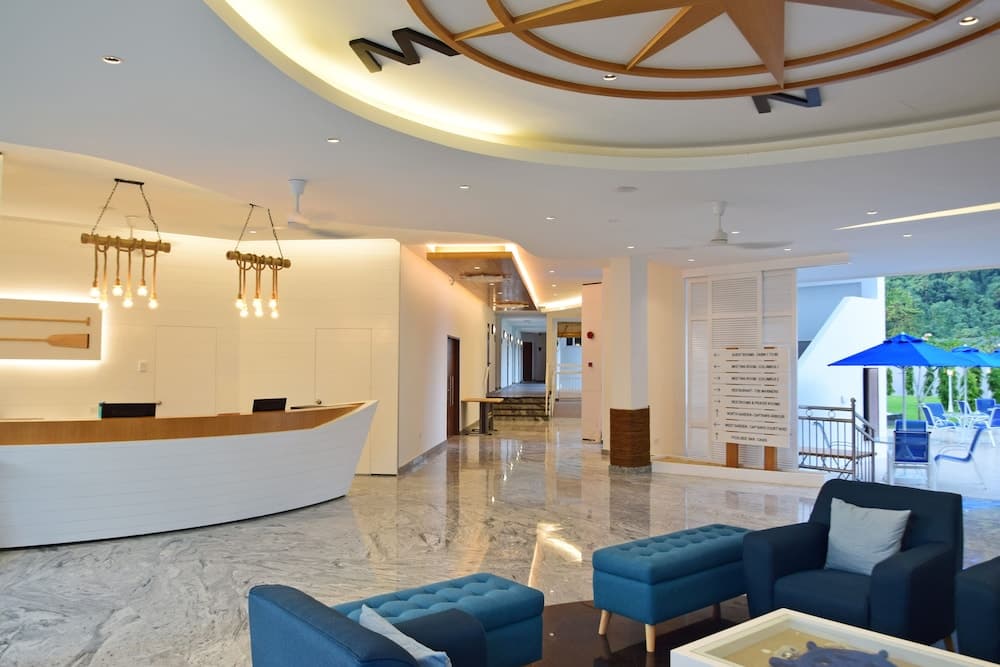 AVI Pangkor Beach Resort 로비 사진 2