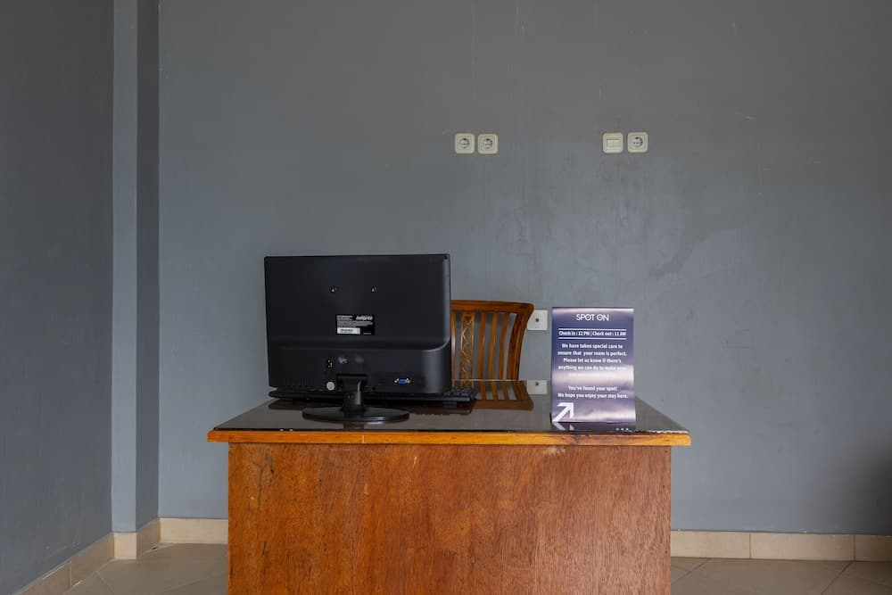 SPOT ON 2063 Bethania Residence, Reception, photo 2