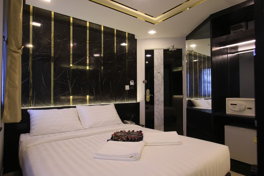 Pratunam Atrium Hotel, Room, photo 5