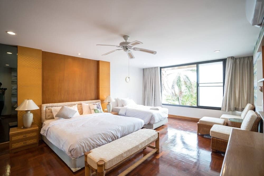 Dojo Pool Villa Beachfront, Room, photo 2