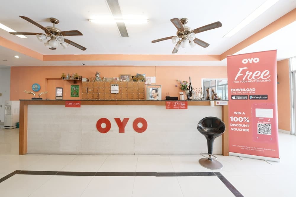 Inter Place, Reception, photo 2