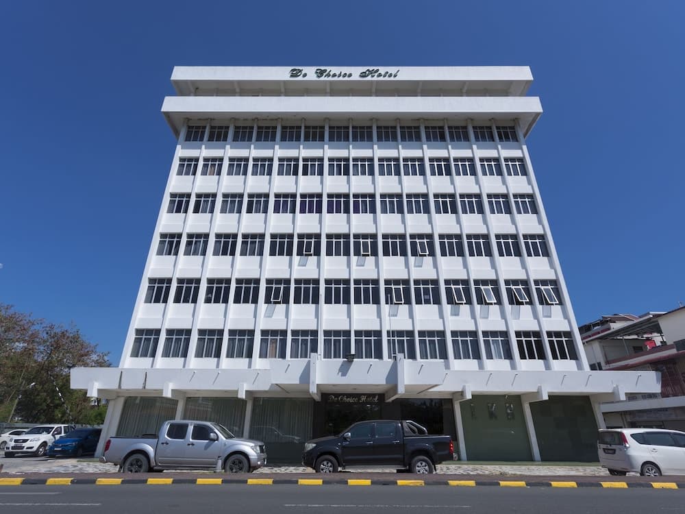 OYO 89619 De Choice Hotel, Primary image, photo 1