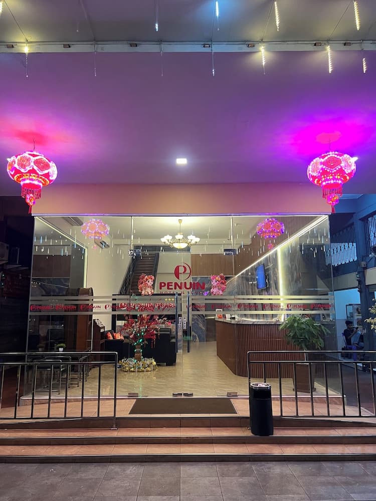 Penuin Hotel, Reception, photo 2