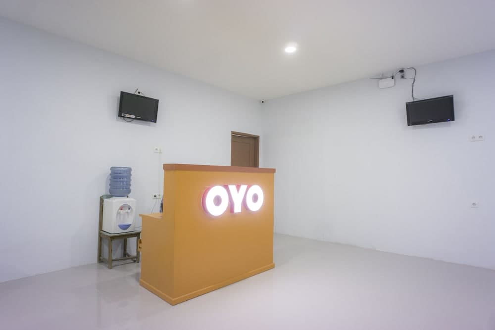 호텔 O 치트라 앙그렉 리셉션 사진 3
