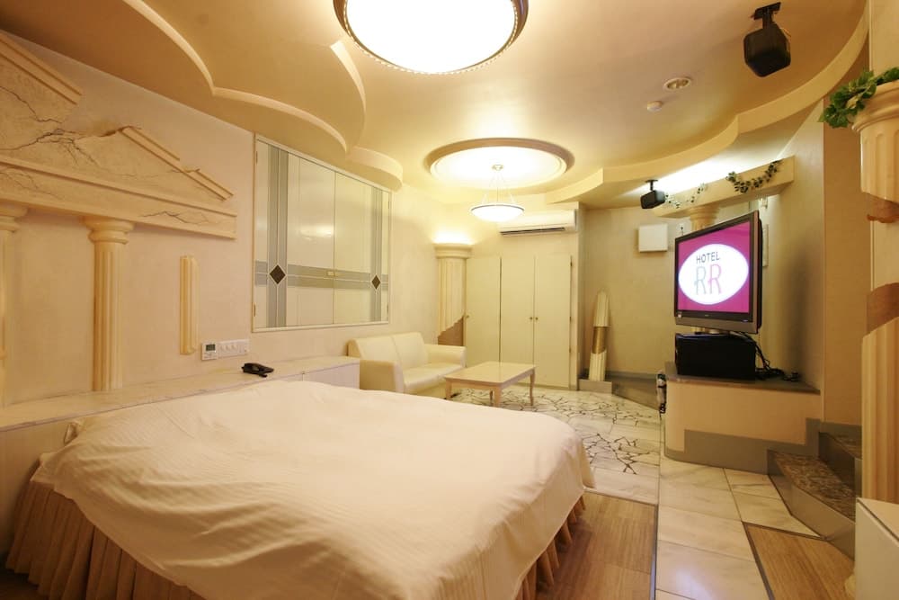 HOTEL RR - Adults Only, Room, photo 3