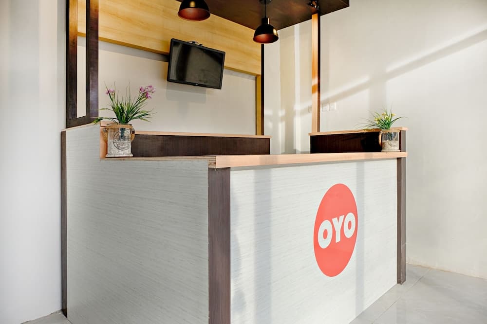 슈퍼 OYO 2756 아나타 리셉션 사진 4