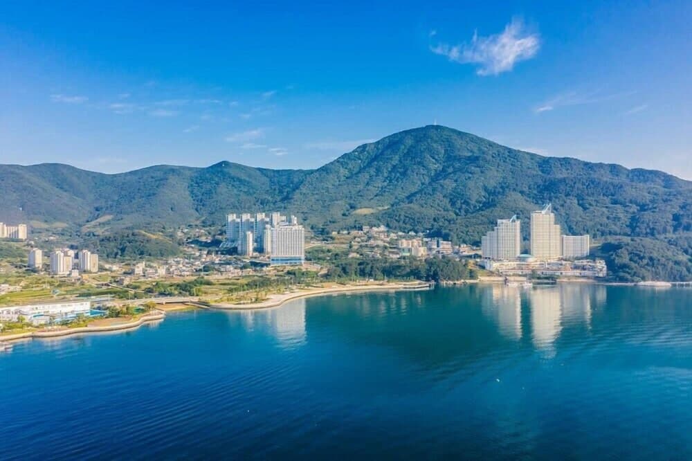 Star moon Pension, Primary image, photo 1