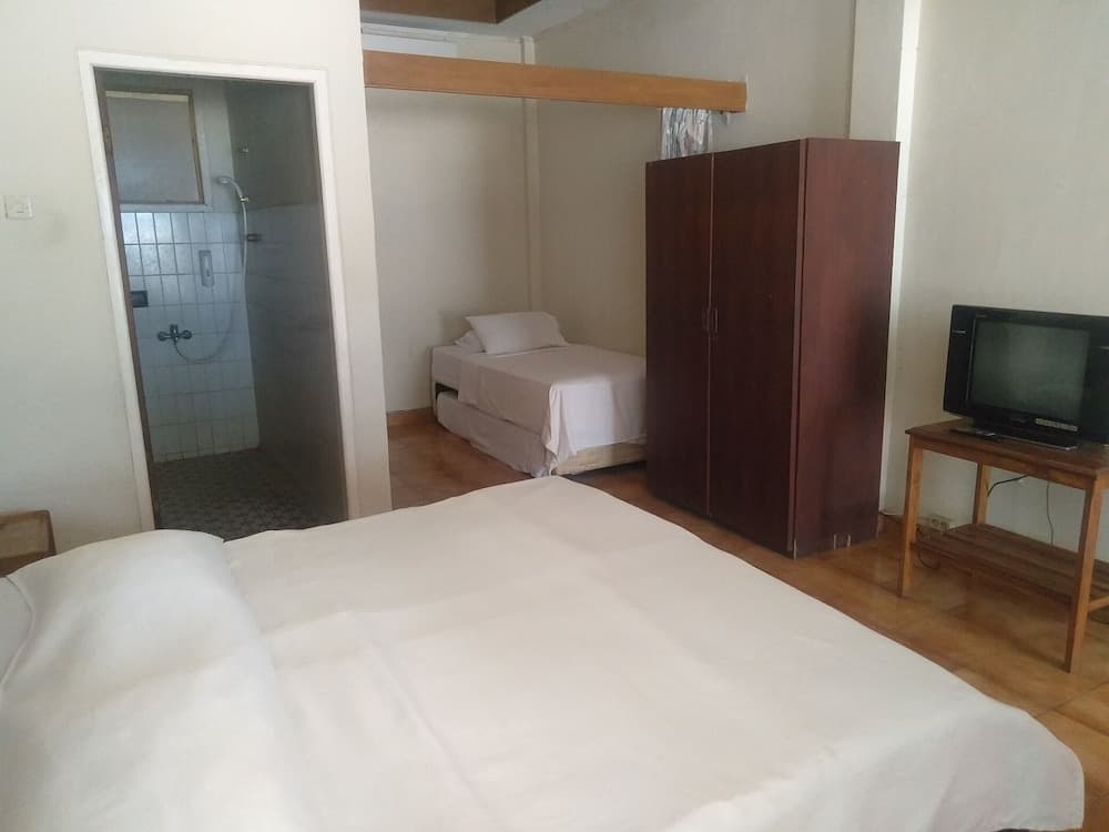 Bunga Ayu Seaside Resort, Room, photo 4