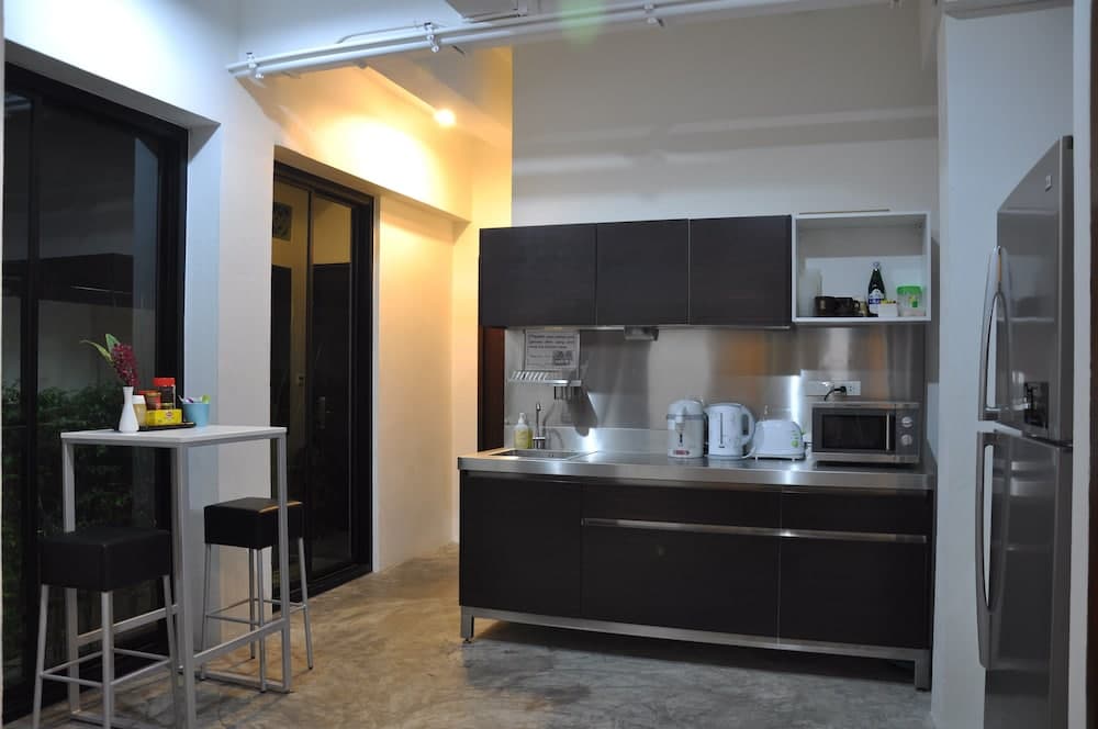 Udee Bangkok, Shared kitchen facilities, photo 5