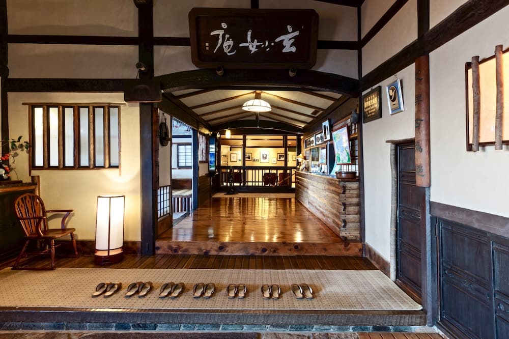 Genmyoan, Interior entrance, photo 3