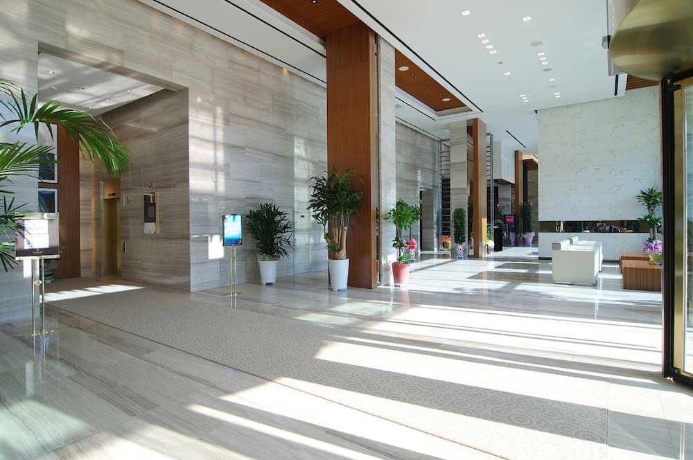 The Class 300, Lobby, photo 2