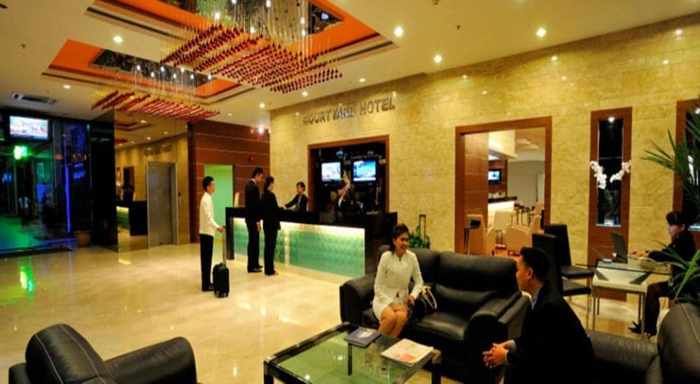 Courtyard Hotel @ 1Borneo, Lobby, photo 4