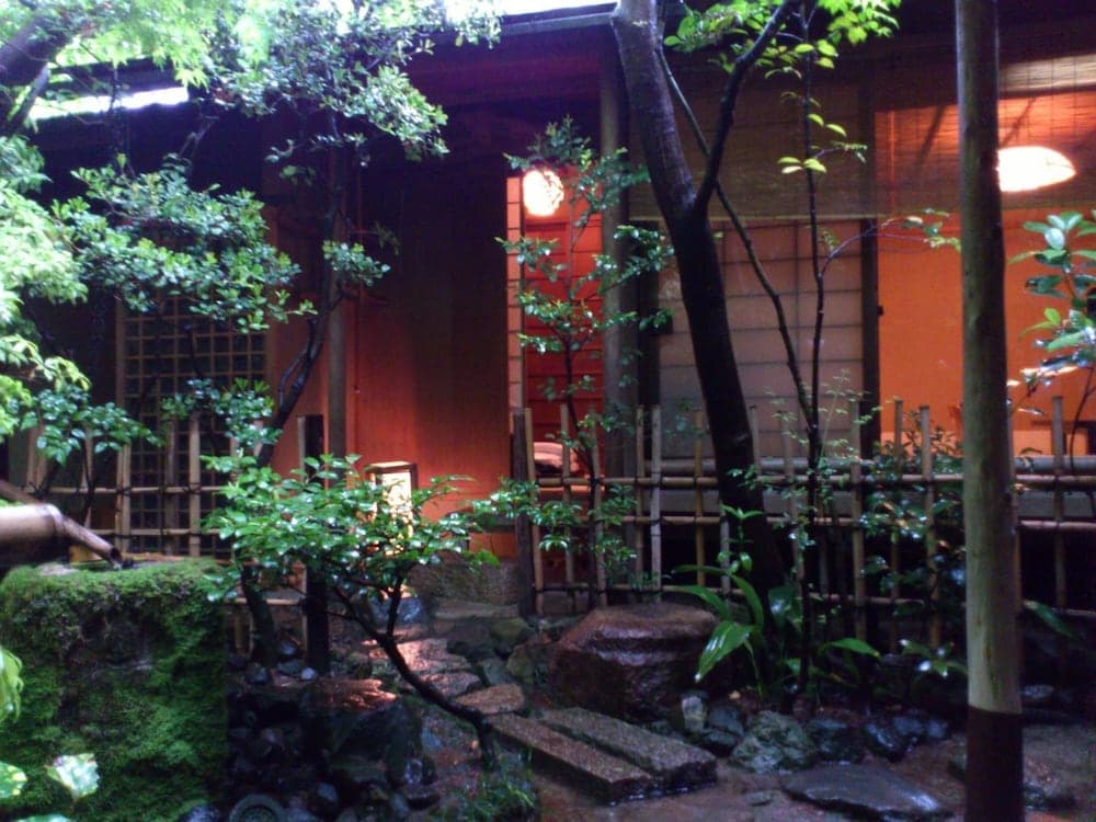 Yoshi-Ima, Primary image, photo 1