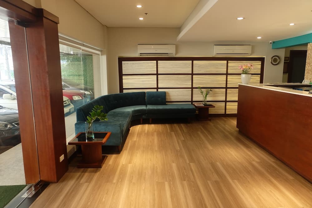 El Cielito Hotel, Interior entrance, photo 4