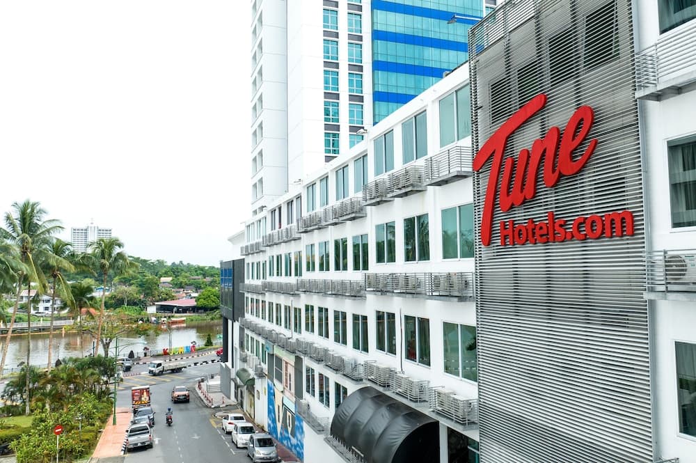 Tune Hotel - Waterfront Kuching, Primary image, photo 1