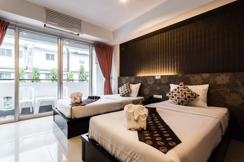 7Q Patong Beach Hotel, Room, photo 5