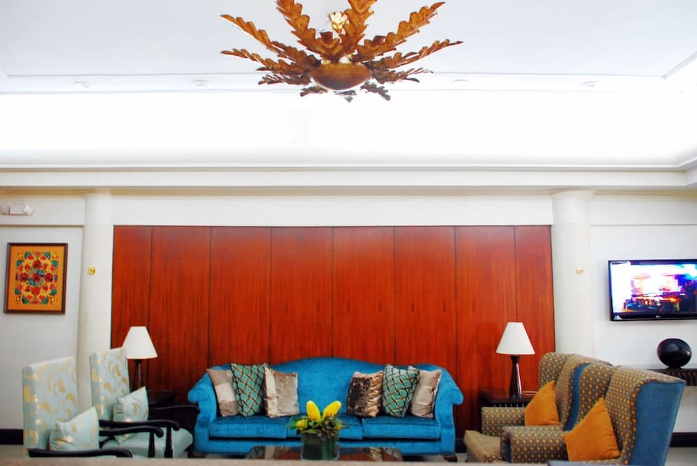 Century Hotel, Lobby sitting area, photo 3