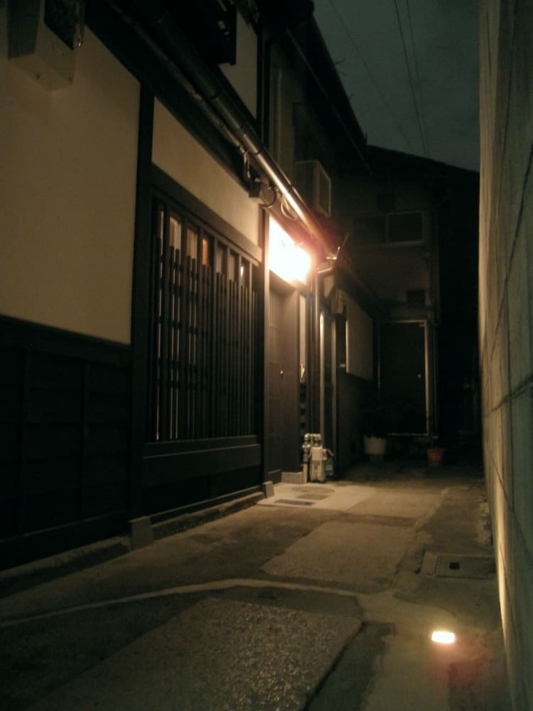 Kagariya, Primary image, photo 1