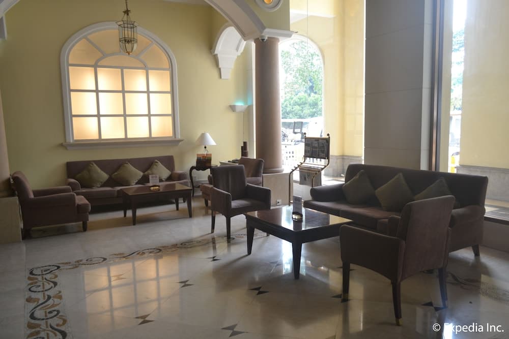 Fontana Hot Spring Leisure Parks, Lobby sitting area, photo 5