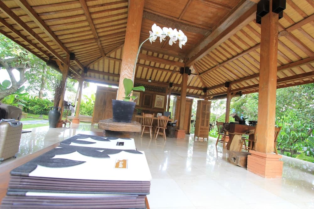 KajaNe Yangloni, Lobby, photo 2