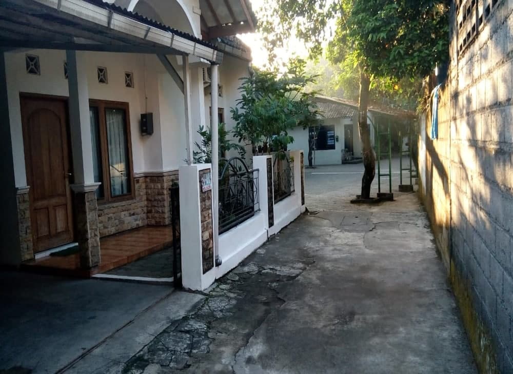 오마 케미리  3  욕야카르타 기본 이미지 사진 1