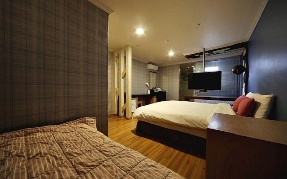 Central Hotel, Room, photo 5