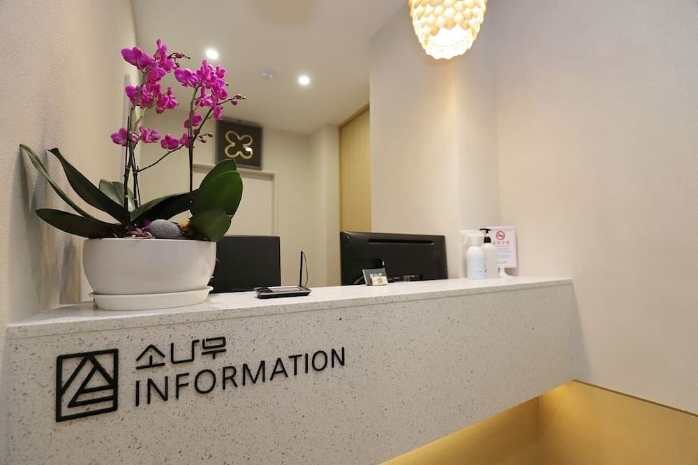 Chuncheon Sonamu Hotel, Reception, photo 4