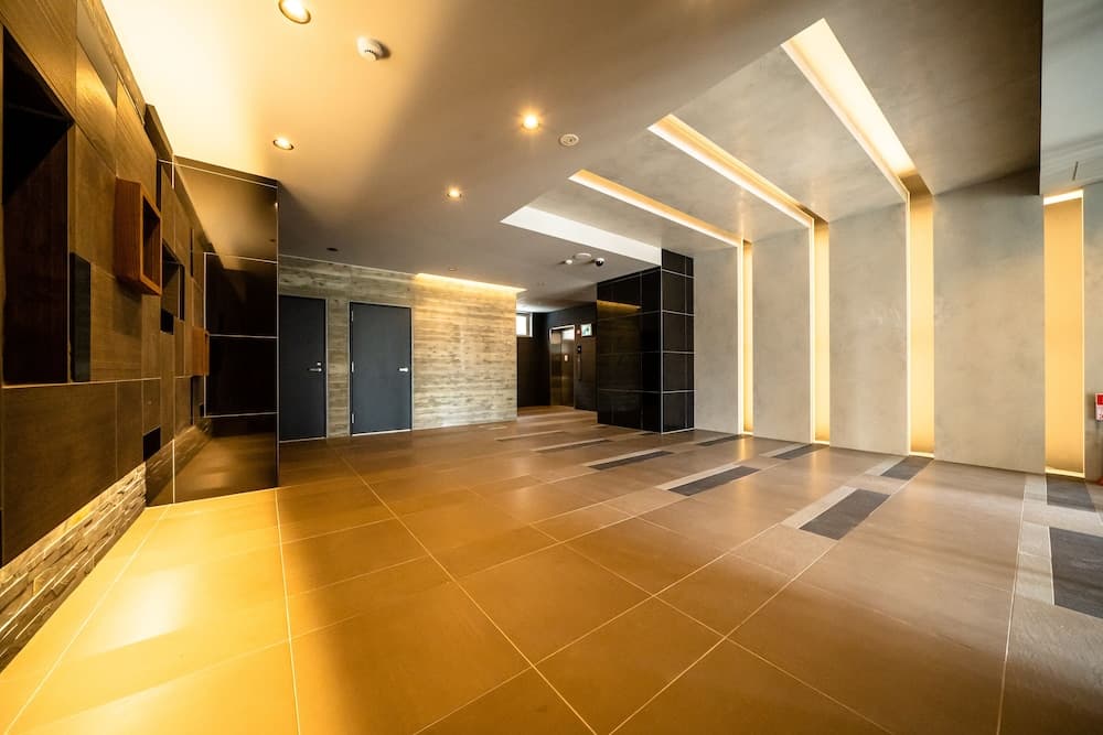 하나조노초-니시 로비 사진 2
