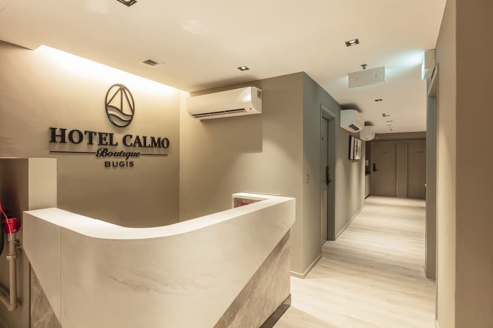 Hotel Calmo Bugis, Reception, photo 3