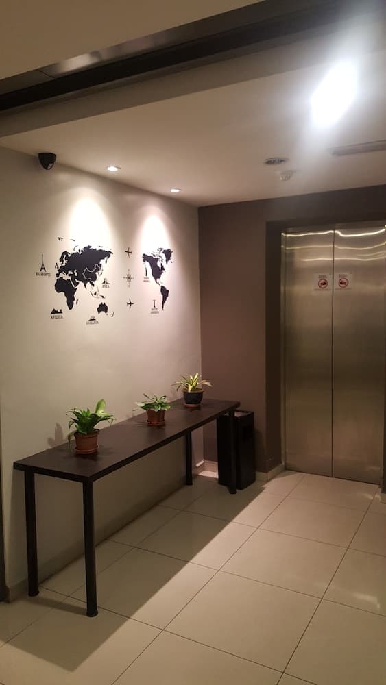 Super 8 Hotel @ Georgetown, Interior entrance, photo 4