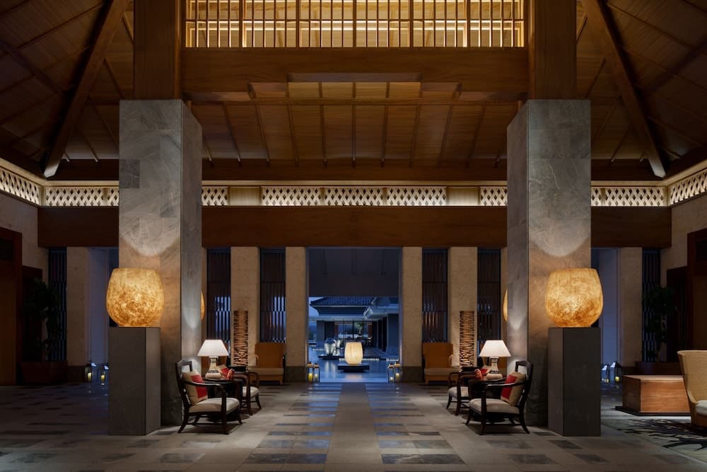 The Ritz-Carlton, Okinawa, Lobby lounge, photo 3