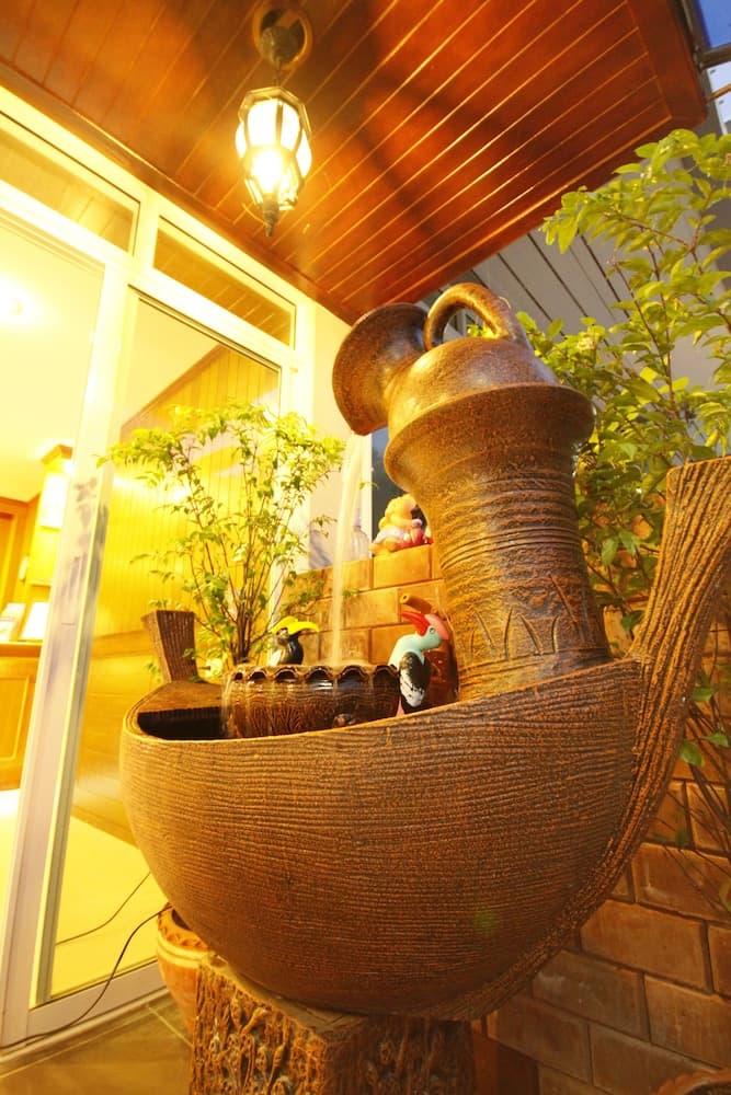 Yindee Residence, Interior entrance, photo 4