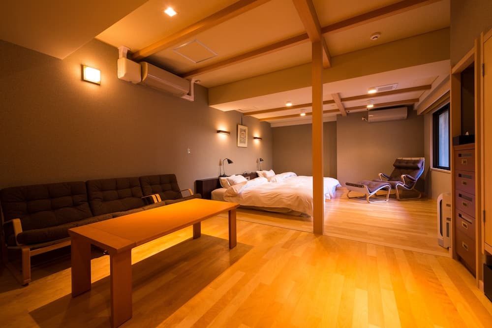 Kasuga Hotel, Room, photo 5