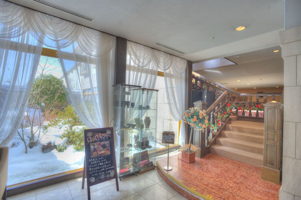 Hotel Green Plaza Hakone, Lobby, photo 3