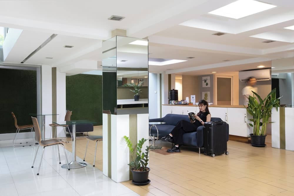 Nantra Sukhumvit 39 Hotel, Lobby, photo 2