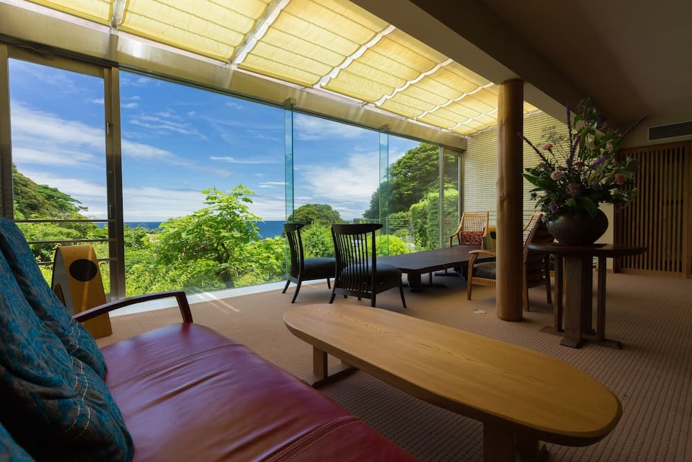 Isaribi, Lobby sitting area, photo 4