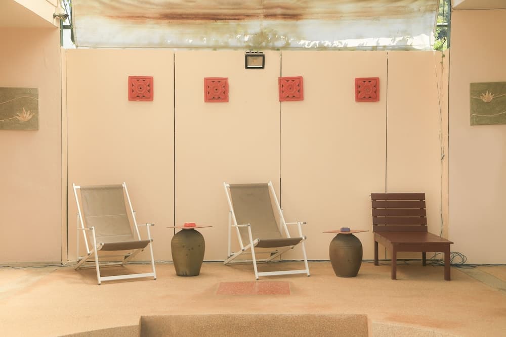 Boondaree Home Resort, Interior entrance, photo 5