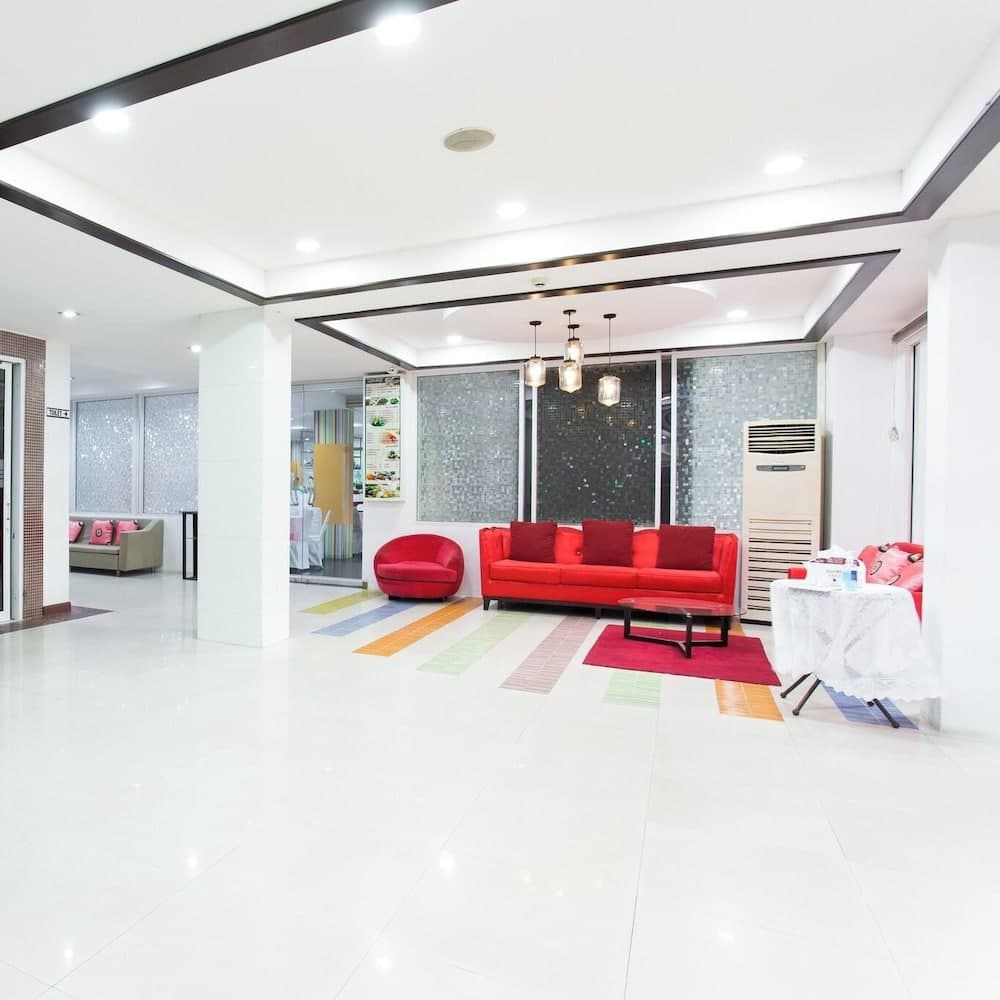 The One Hotel, Reception, photo 3