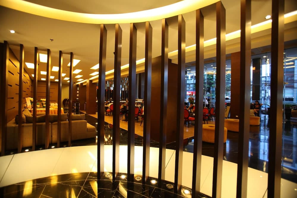 룩센트 호텔 로비 사진 4