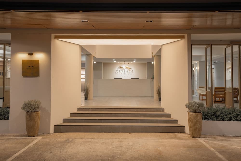 Mintara Hotel, Interior entrance, photo 2