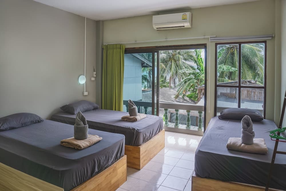 Echo Beach Hostel, Room, photo 3