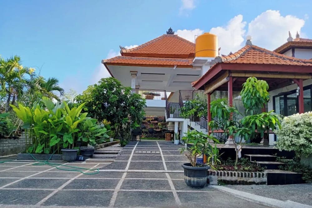 Umah Dayuh, Primary image, photo 1