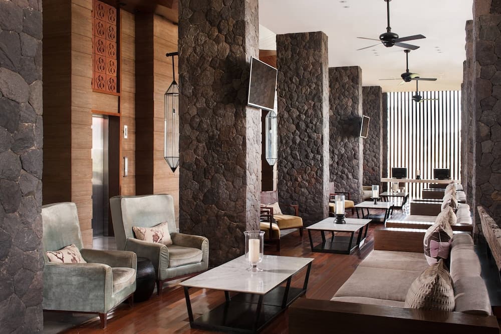 Four Points by Sheraton Bali Seminyak, Lobby, photo 2