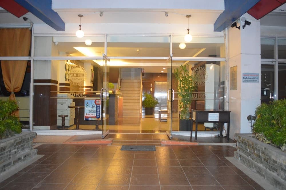 ALU Hotel Davao, Interior entrance, photo 2
